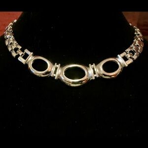 Silver-Tone Oval Link Necklace - Elegant Women's Necklace